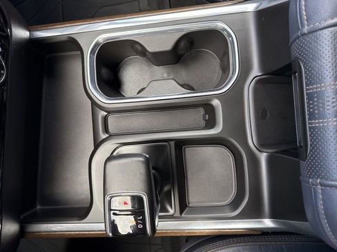 Used 2023 Chevrolet Silverado 1500 High Country AWD/4WD image 24