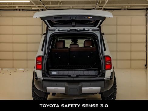 Used 2026 Toyota Land Cruiser w/ Premium Package AWD/4WD image 9