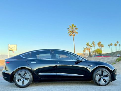 Used 2018 Tesla Model 3 Long Range image 5