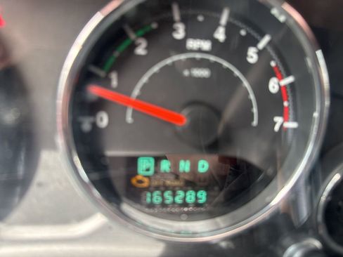 Used 2011 Jeep Wrangler Unlimited Sport image 3