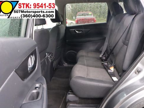 Used 2018 Nissan Rogue SV AWD/4WD image 15