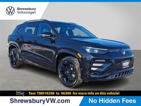 New 2026 Volkswagen Tiguan SE R-Line image 1