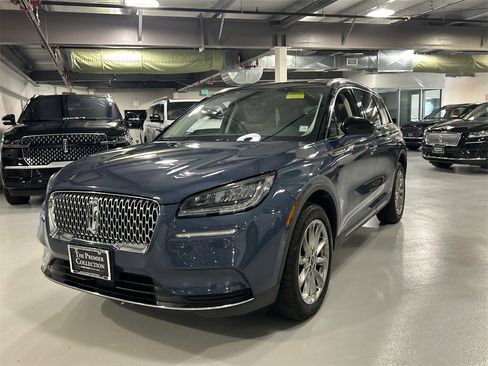 Certified 2022 Lincoln Corsair AWD w/ Premium Package image 5