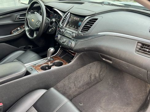 Used 2014 Chevrolet Impala LT image 17