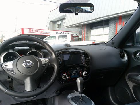 Used 2017 Nissan Juke SV image 21