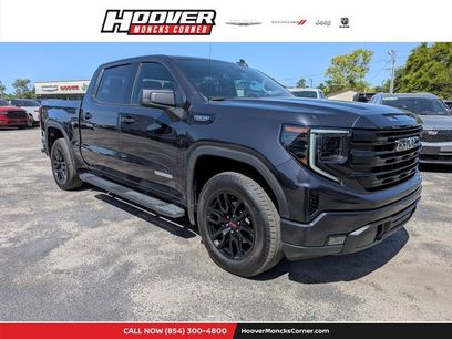 Used 2024 GMC Sierra 1500 Elevation w/ LPO, Elevation Black Package