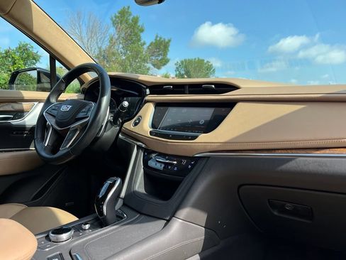 Used 2020 Cadillac XT5 Sportv w/ Platinum Package AWD/4WD image 29