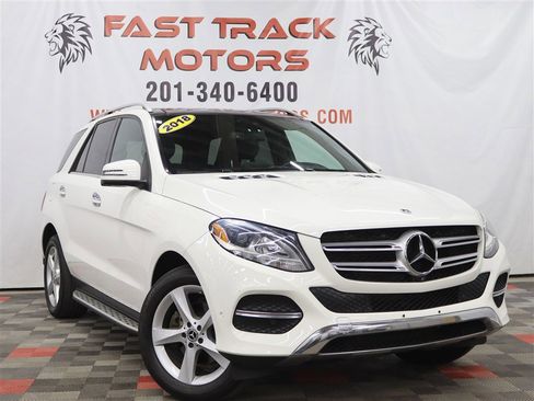 Used 2018 Mercedes-Benz GLE 350 4MATIC w/ Premium 1 Package image 3