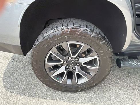 Used 2021 Chevrolet Tahoe Z71 AWD/4WD image 17