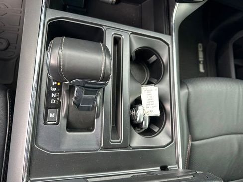 Used 2021 Ford F150 Lariat w/ Equipment Group 502A High AWD/4WD image 17