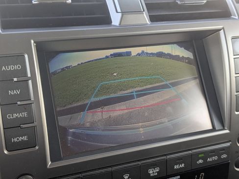 Used 2018 Lexus GX 460 Premium w/ Premium Package AWD/4WD image 23