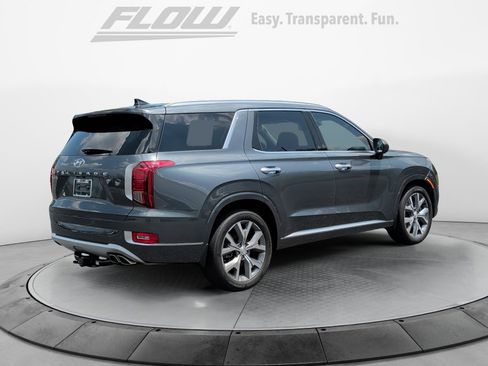 Used 2022 Hyundai Palisade Limited FWD image 9