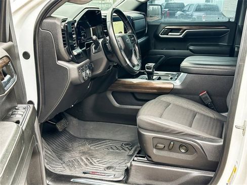 Used 2024 Chevrolet Silverado 1500 LT Trail Boss w/ Protection Package image 10