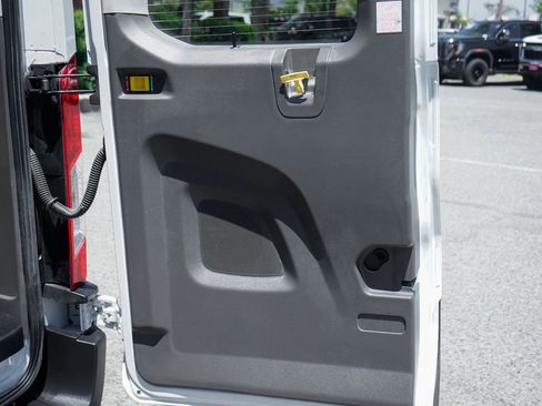 Used 2024 Ford Transit 350 XLT RWD image 9