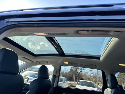 Certified 2023 Subaru Ascent Limited w/ Technology Package image 24