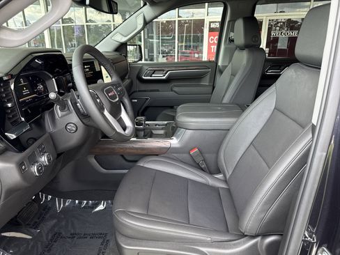 Used 2025 GMC Sierra 1500 SLT w/ SLT Premium Package RWD image 15