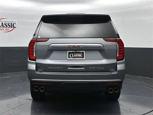 Used 2023 GMC Yukon Denali image 8
