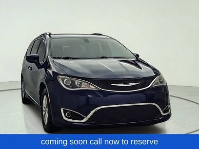 Used 2018 Chrysler Pacifica Touring-L Plus