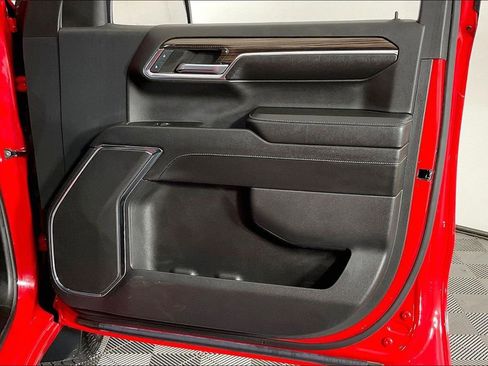 Used 2024 Chevrolet Silverado 1500 LT image 25