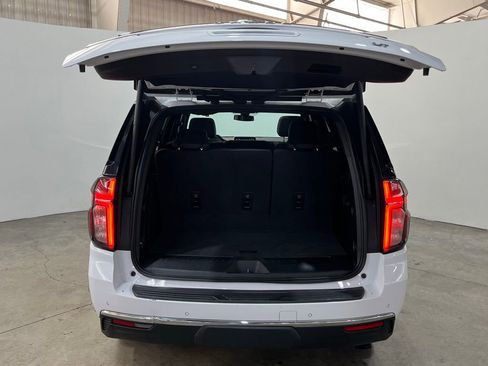 Used 2022 Chevrolet Tahoe LT w/ Luxury Package image 8