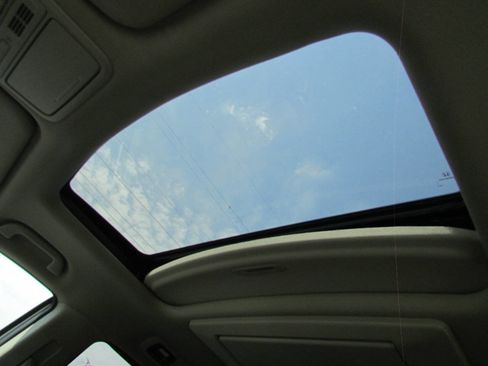 Used 2017 Honda Odyssey Touring Elite image 20