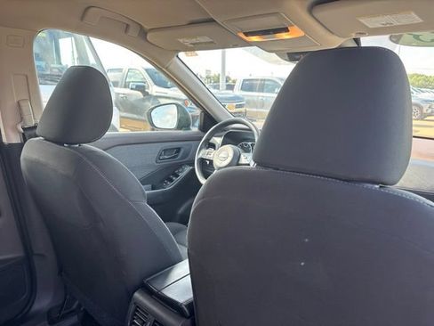 Used 2023 Nissan Rogue S AWD/4WD image 41