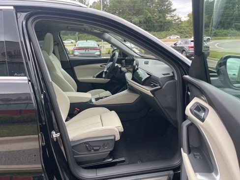 New 2025 Audi Q5 Premium Plus image 30