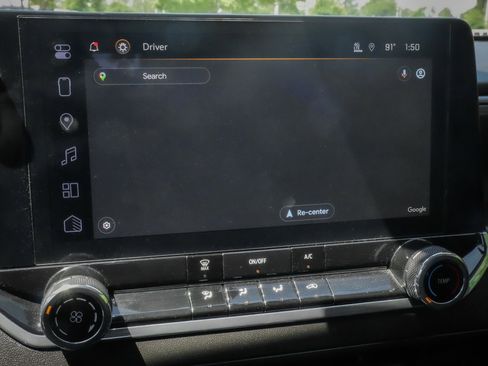 Used 2024 Chevrolet Colorado W/T RWD image 24