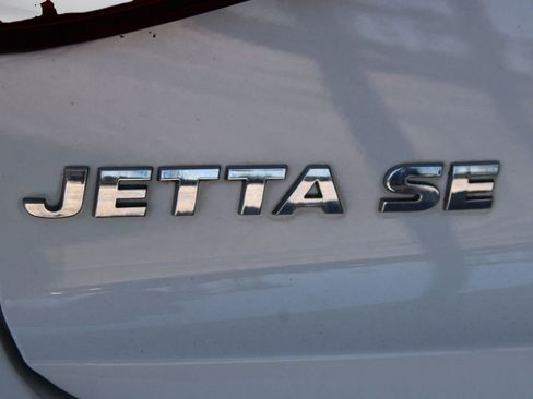 Used 2015 Volkswagen Jetta SE image 20