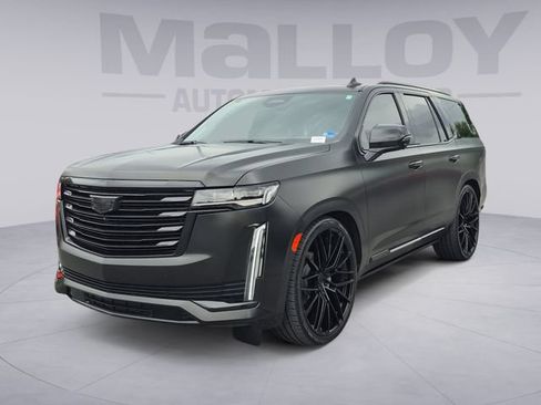 Certified 2024 Cadillac Escalade Premium Luxury Platinum w/ LPO, Floor Liner Package AWD/4WD image 1