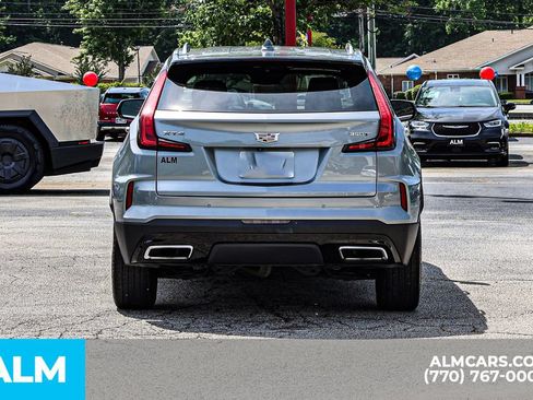 Used 2024 Cadillac XT4 Premium Luxury FWD image 11