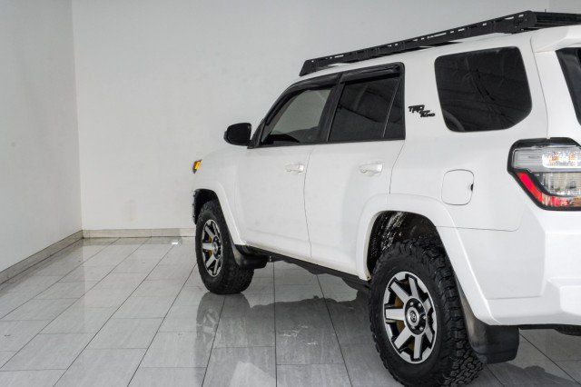 Used 2020 Toyota 4Runner TRD Off-Road AWD/4WD image 63