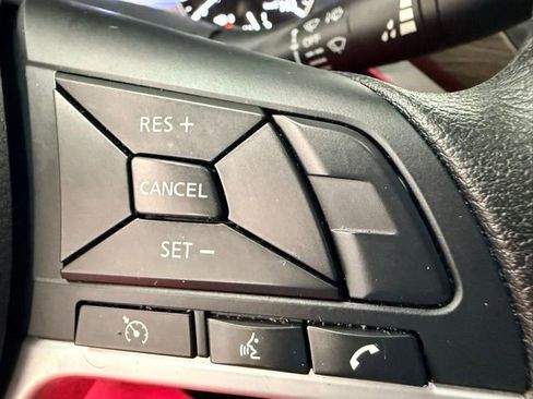 Used 2025 Nissan Altima 2.5 SV FWD image 25
