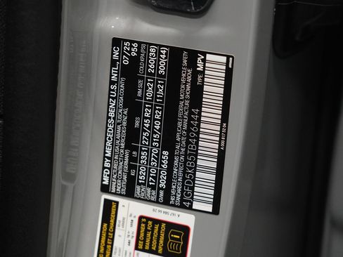 Certified 2026 Mercedes-Benz GLE 450 4MATIC Coupe image 32
