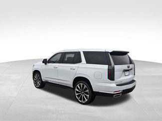 New 2026 Cadillac Escalade Luxury w/ Touring Package AWD/4WD video 3