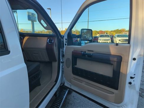 Certified 2016 Ford F350 King Ranch w/ King Ranch w/Chrome Package image 15