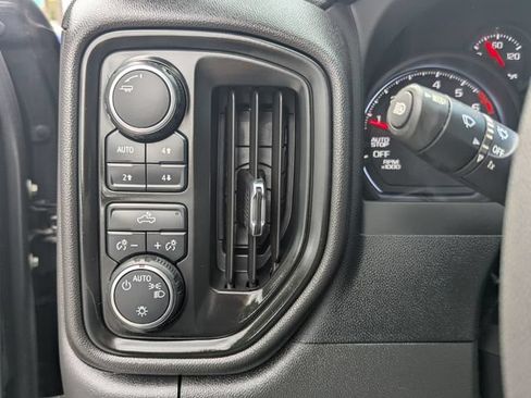 Used 2022 Chevrolet Silverado 1500 Custom Trail Boss w/ LPO, Dark Essentials Package AWD/4WD image 13