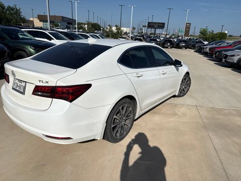 Used 2016 Acura TLX V6 w/ Technology Package FWD image 5