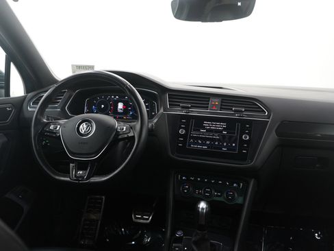 Used 2020 Volkswagen Tiguan SEL Premium R-Line image 14