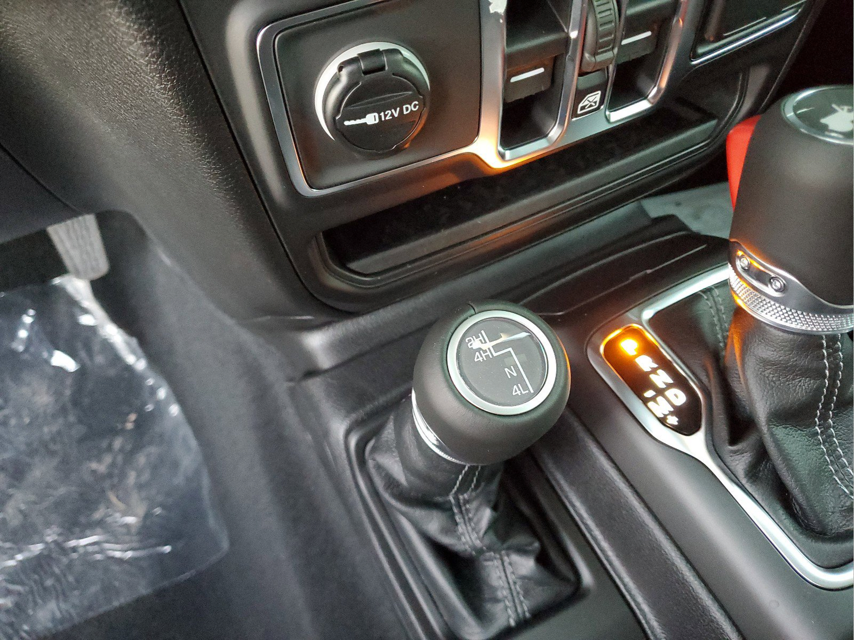 New 2026 Jeep Wrangler Unlimited Sahara AWD/4WD image 20