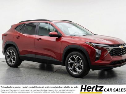 Used 2025 Chevrolet Trax LT w/ LT Convenience Package