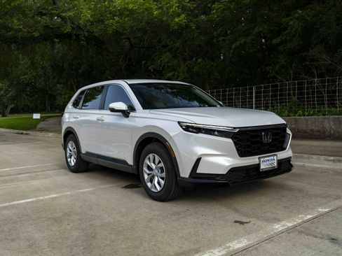 Certified 2026 Honda CR-V LX image 2