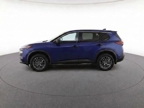 Used 2023 Nissan Rogue S AWD/4WD image 6