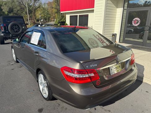 Used 2013 Mercedes-Benz E 350 Sedan image 4