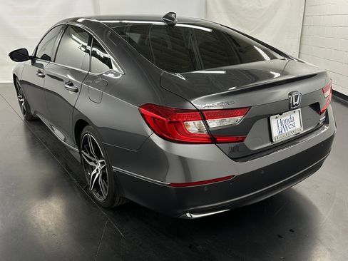 Certified 2022 Honda Accord Touring image 3