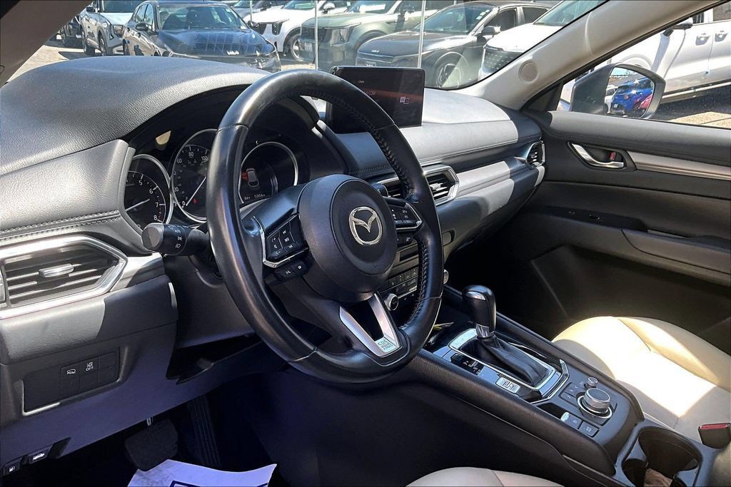 Certified 2021 MAZDA CX-5 Touring AWD/4WD image 9