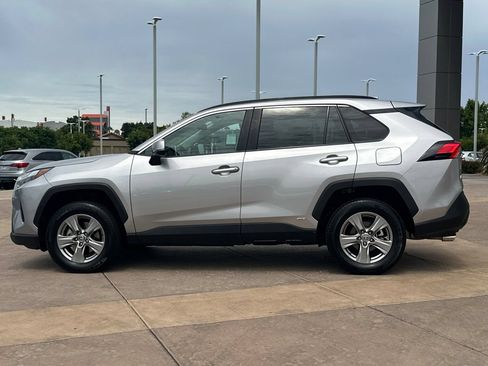 Certified 2024 Toyota RAV4 XLE w/ Convenience Package AWD/4WD image 8