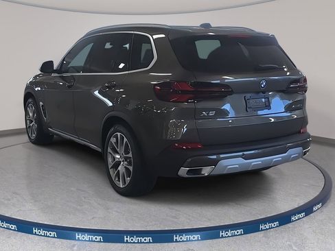 New 2026 BMW X5 xDrive50e w/ Premium Package image 6