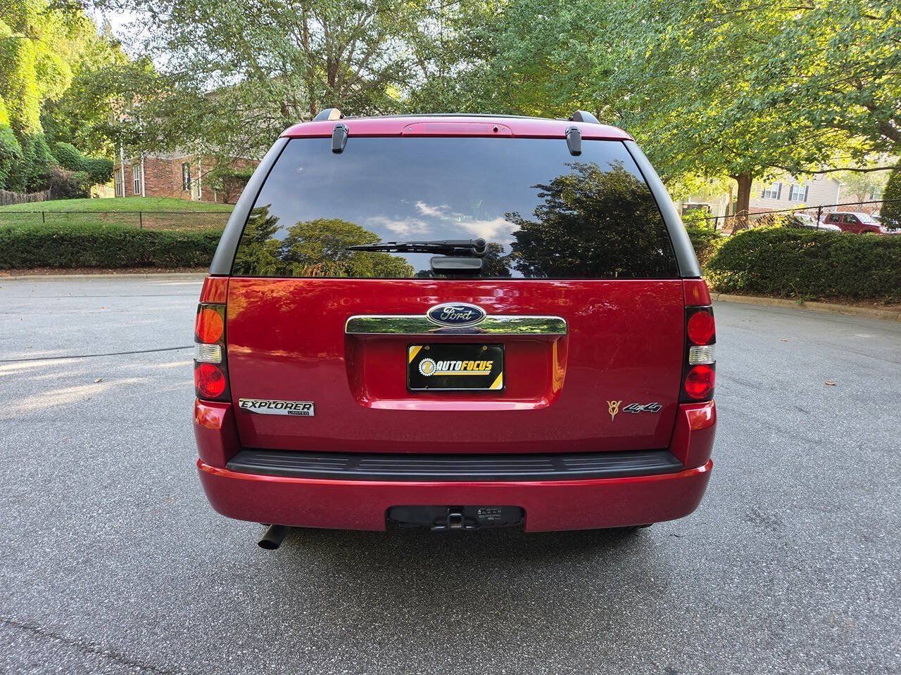 Used 2010 Ford Explorer Limited AWD/4WD image 4