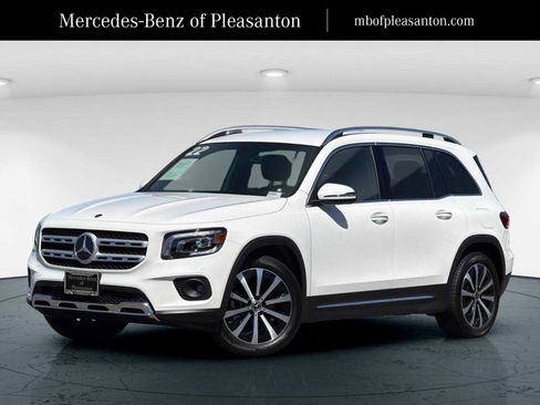 Certified 2022 Mercedes-Benz GLB 250 4MATIC image 1
